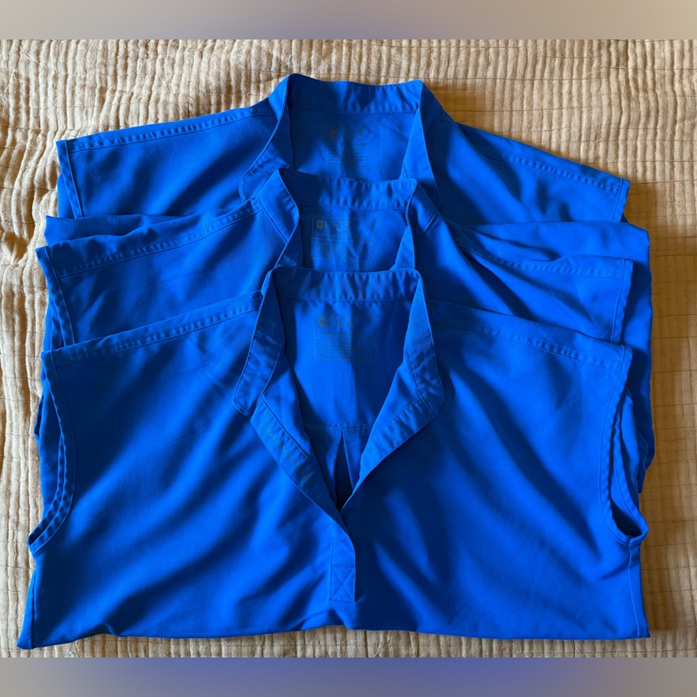 FIGS L ROYAL BLUE WOMENS RAFAEL OVERSIZED SCRUB TOP (3 TOPS)